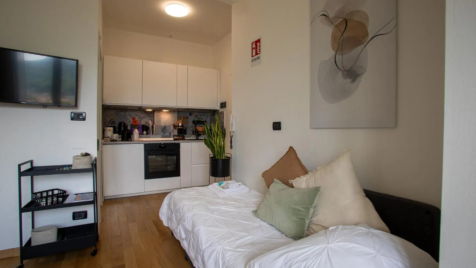 Hi15 Apartment Parcheggio Gratuito Côme Italia