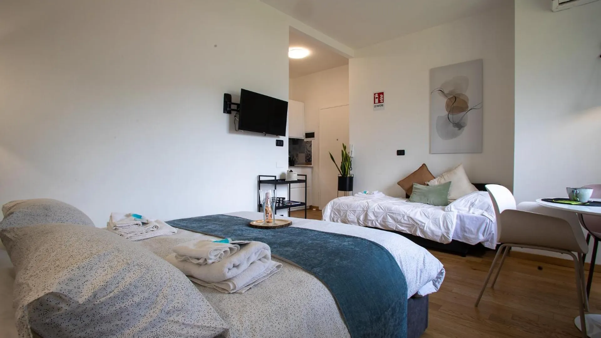 Hi15 Apartment Parcheggio Gratuito Como