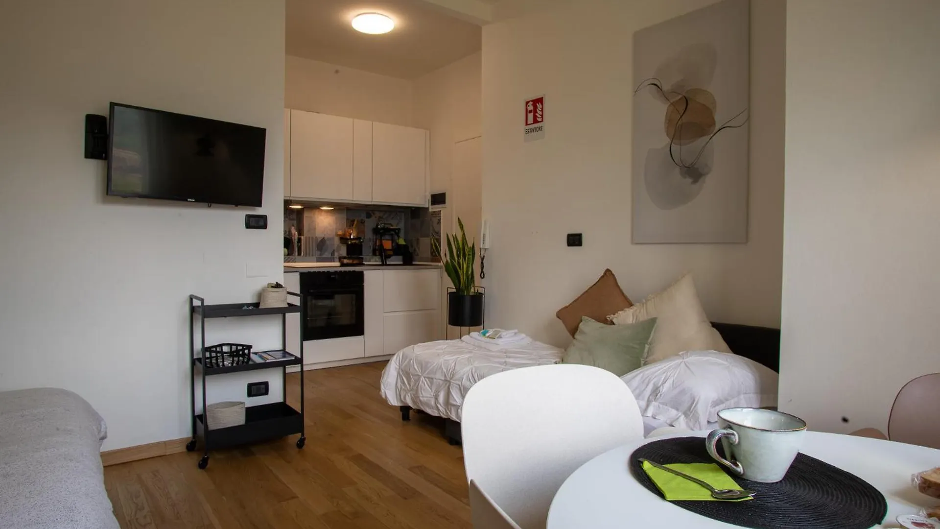 Hi15 Apartment Parcheggio Gratuito Como 0*,